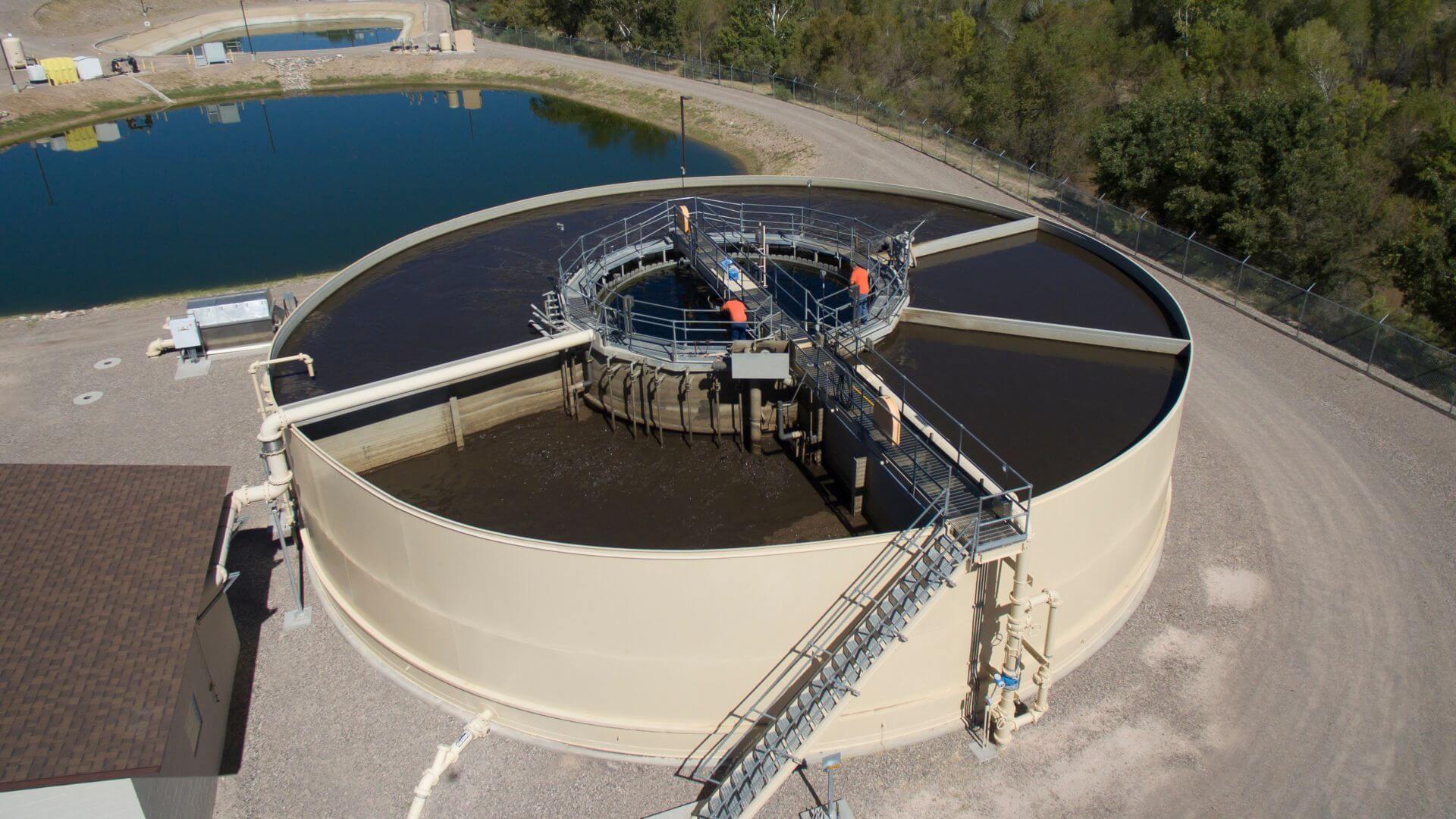 Planta de Tratamiento de Aguas Residuales Fundamentos y Estructura